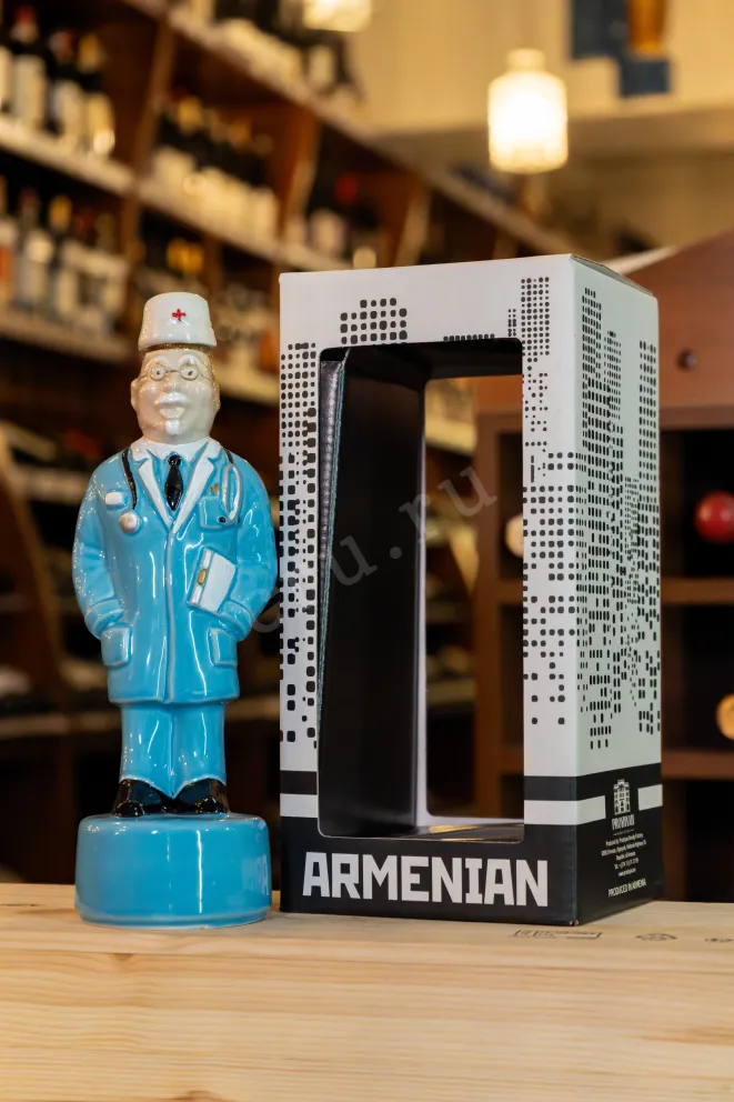 В магазине Крю Профи Proshyan Doctor 7 years old 2012 gift box 0.33 л