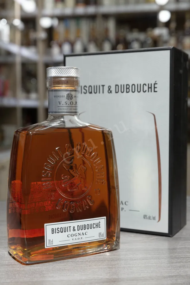 В магазине Крю Профи Bisquit VSOP gift box 0.7 л