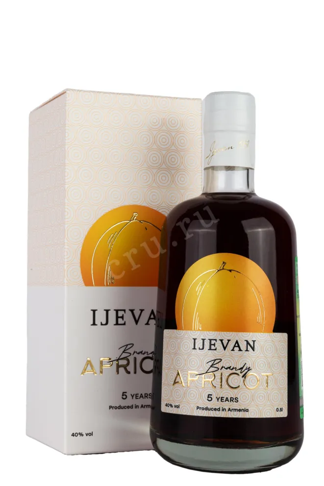 Коньяк Иджеван Абрикос 5 лет в подарочной коробке   0.5 л