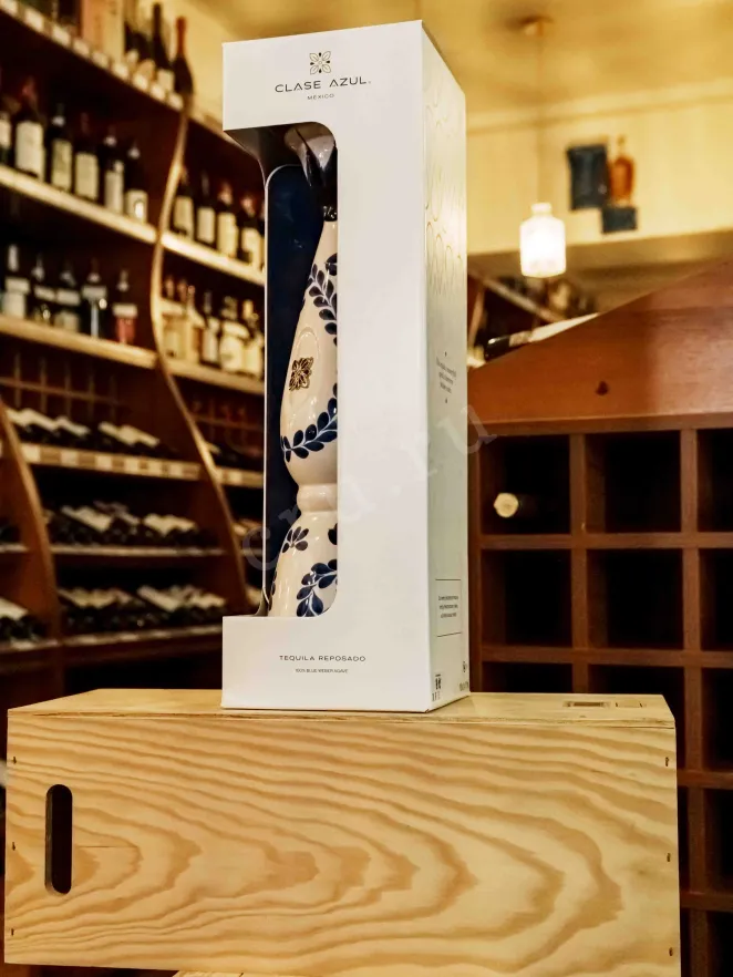 В магазине Крю Профи Clase Azul Reposado in gift box 1.75 л