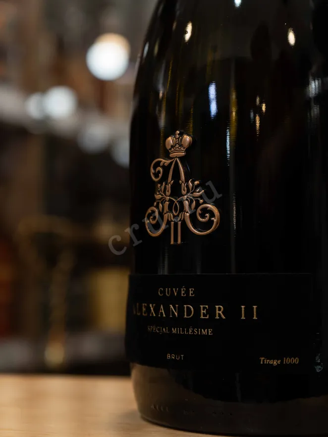 В магазине Крю Профи Abrau-Durso Cuvee Alexander II in gift box 2022 1.5 л