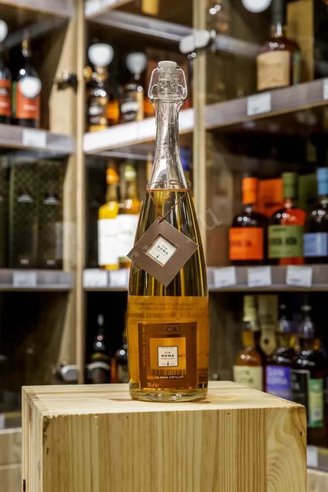 В магазине Крю Профи Via Roma Moscato Riserva 0.7 л