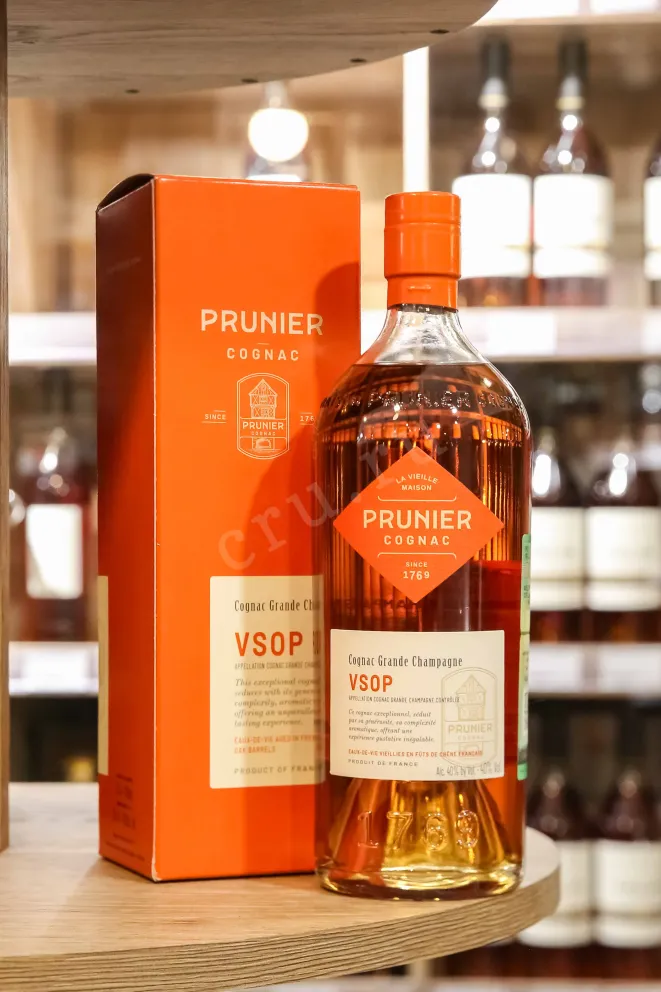 В магазине Крю Профи Prunier VSOP 4 Years Old 0.7 л