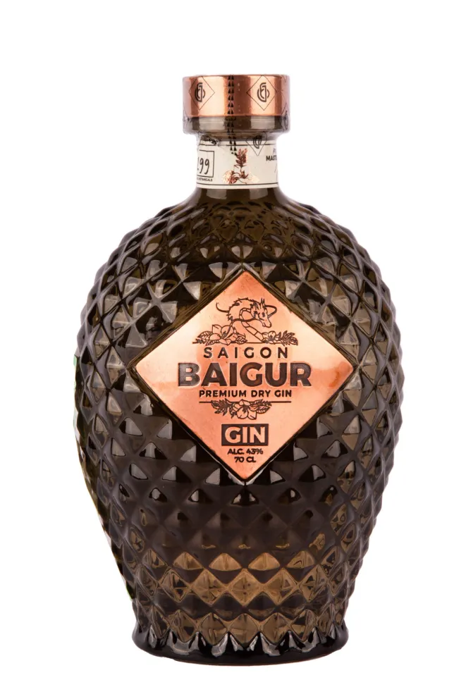 Джин Saigon Baigur  0.7 л