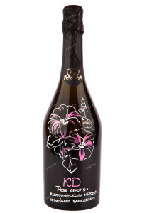 Игристое вино КД Розовое Брют 9  0.75 л