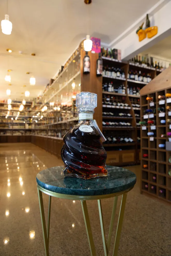 В магазине Крю Профи Torres Jaime I Reserva de la Familia gift box with 2 glasses 0.7 л