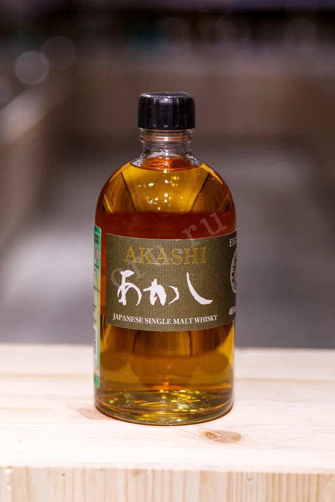 Виски Akashi Single Malt with gift box  0.5 л