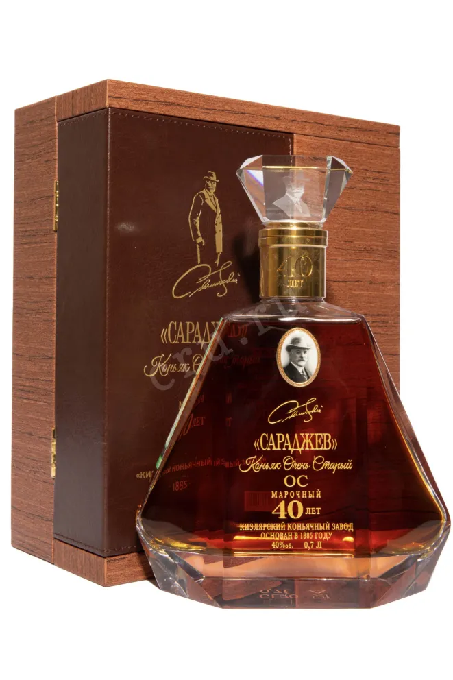 Коньяк Сараджев 40 лет  ОС в подарочной коробке  0.7 л