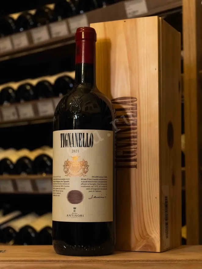 В магазине Крю Профи Antinori Tignanello Tosacana IGT in wooden box 2021 1.5 л