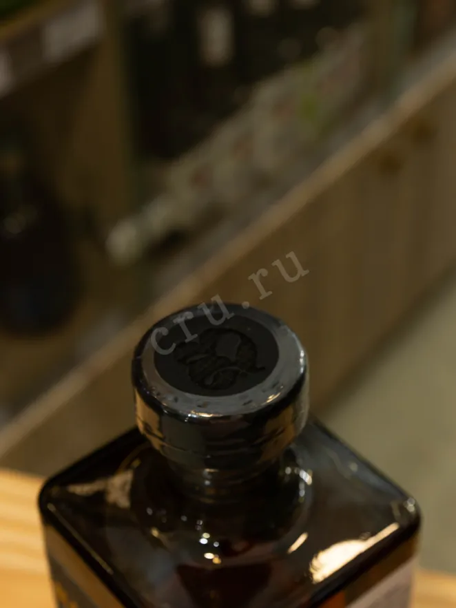 Пробка Bladnoch Alinta 3 years in gift box 0.7 л