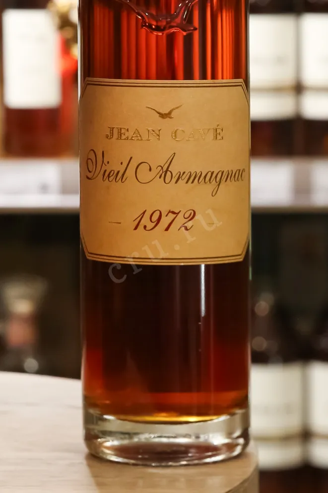 В магазине Крю Профи Jean Cave Vieil in gift box 1972 0.7 л