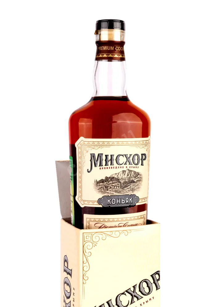 В подарочной коробке Miskhor VS 3 years gift box 0.5 л