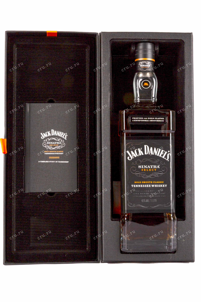 В подарочной коробке Jack Daniels Sinatra Select gift box 1 л
