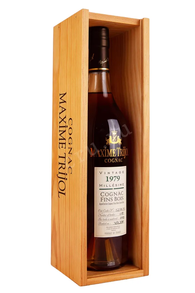 В деревянной коробке Maxime Trijol Fins Bois 1979 0.7 л