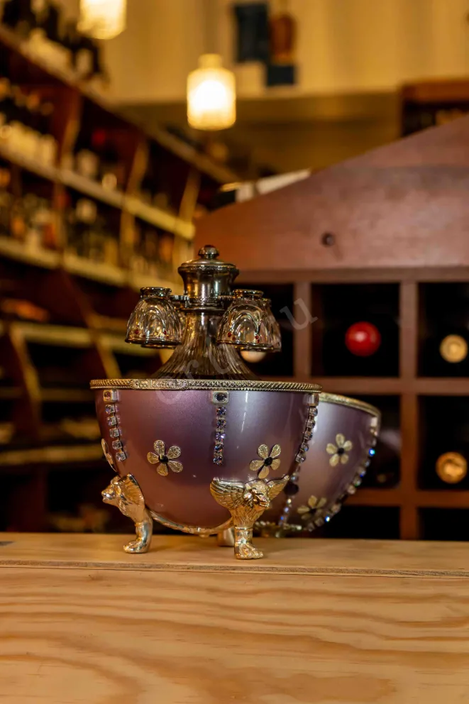 В магазине Крю Профи Imperial Collection Super Premium Faberge Lilac with Chain and Flowers 0.7 л