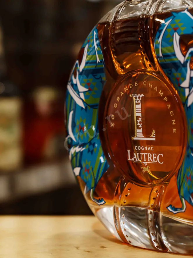 В магазине Крю Профи Lotrec Grande Champagne XO in gift box 0.7 л