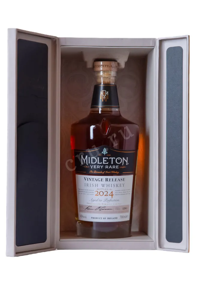 В подарочной коробке Виски капажир. Мидлтон Вери Рэя Винтэйдж Релиз 2024г 40% 0,7л в п/у дерево Ирландия