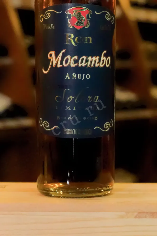 В магазине Крю Профи Mocambo Anejo 1 л