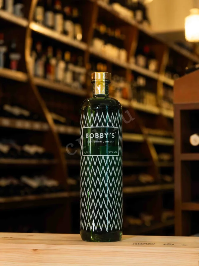 В магазине Крю Профи Bobby's Schiedam Jenever 0.7 л