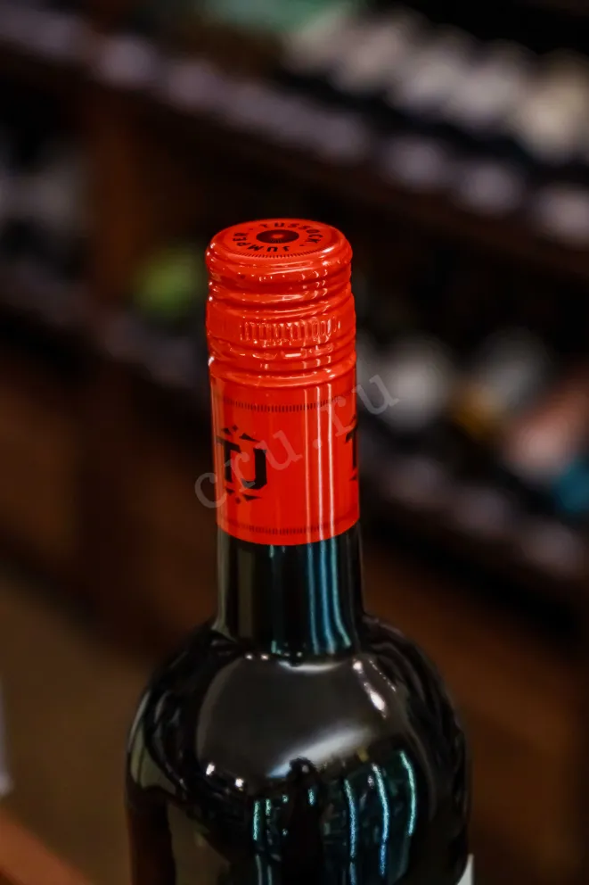 Пробка Tussock Jumper Zinfandel 2023 0.75 л