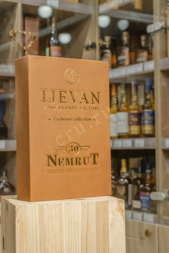 В магазине Крю Профи Ijevan Nemrut 30 years 0.75 л