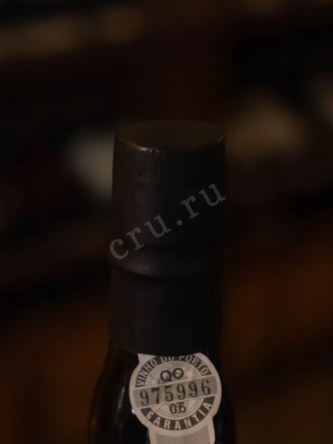 Пробка Porto Maynard’s Colheita in wooden box 2014 0.75 л