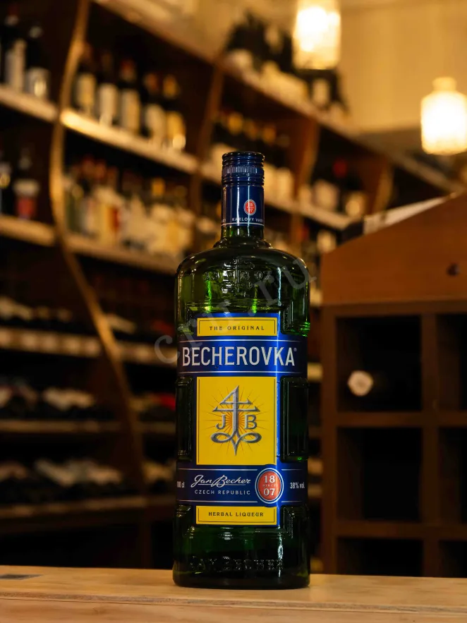 В магазине Крю Профи Becherovka 1 л