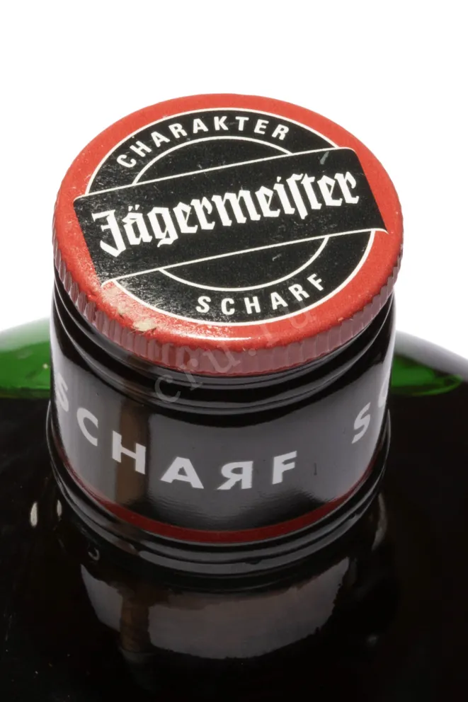 Пробка Jagermeister Scharf Spiced Ginger 0.7 л