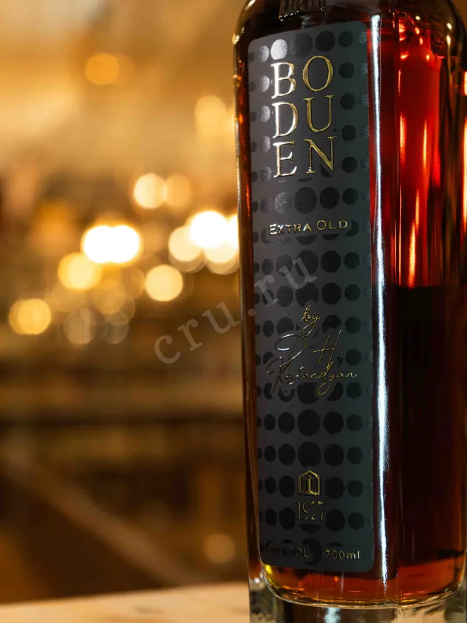 В магазине Крю Профи Boduen Black edition Extra Old 14 years in gift box 0.7 л