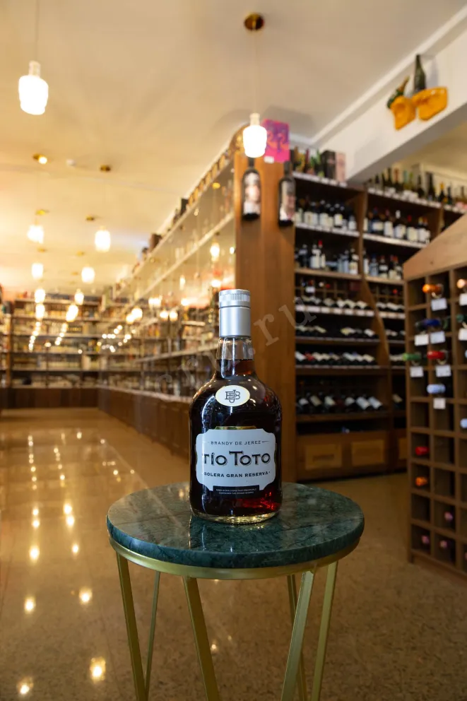 В магазине Крю Профи Tio Toto Solera Gran Reserva 0.7 л
