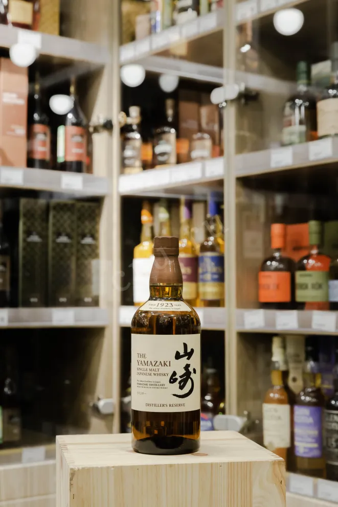 В магазине Крю Профи Suntory Yamazaki Distiller's Reserve 0.7 л
