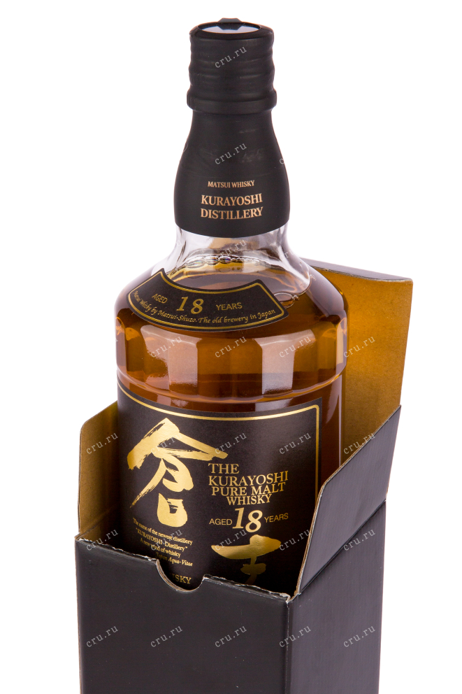 Бутылка виски The Kurayoshi Pure Malt 18 years 0.7 в подарочной коробке