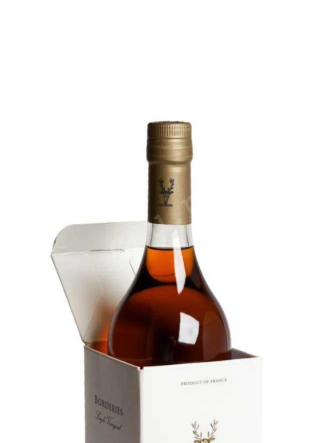 В подарочной коробке Park Borderies Single Vineyard in gift box 0.7 л