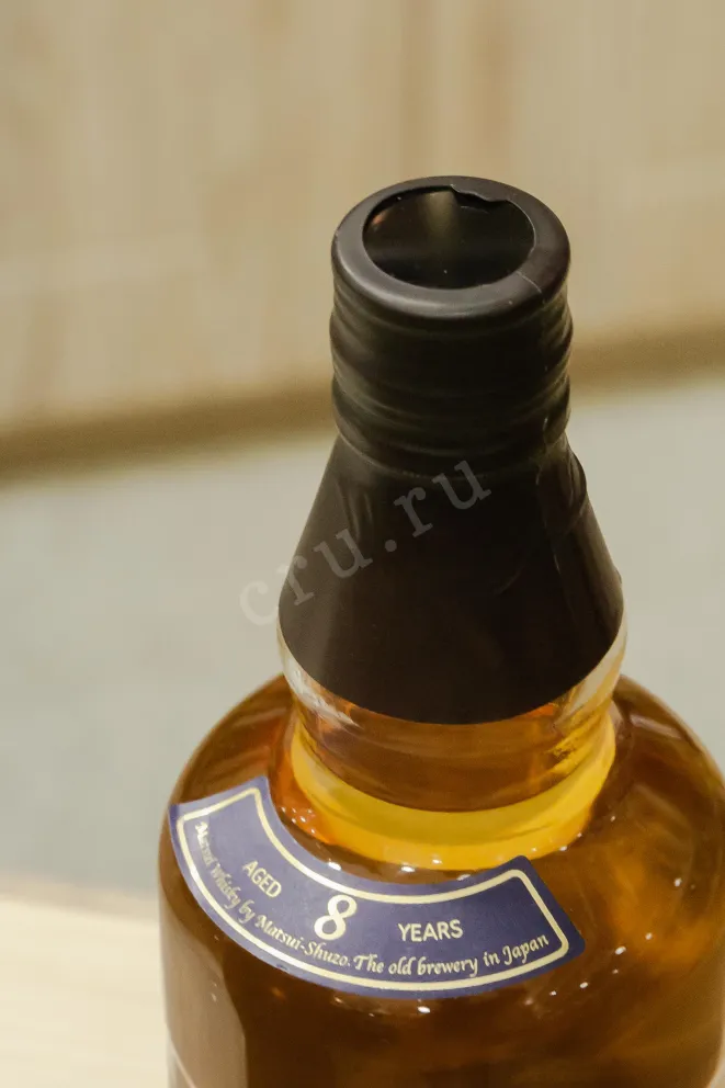 Пробка The Kurayoshi Pure Malt 8 years with gift box 0.7 л