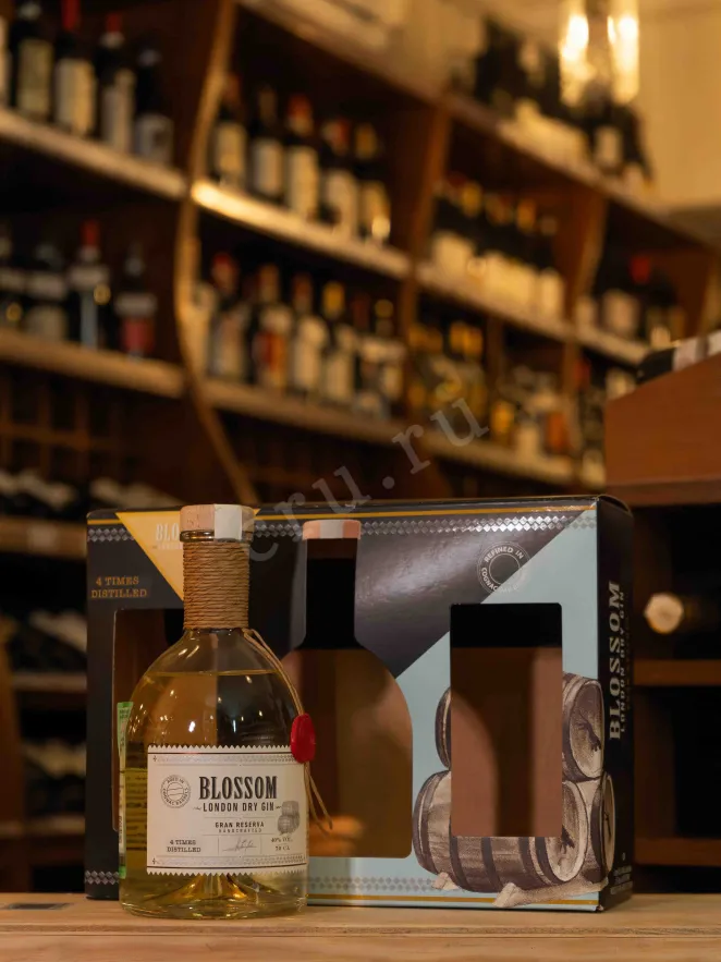 В магазине Крю Профи Blossom Gran Reserva gift box + 2 glasses 0.7 л