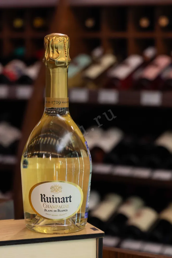 В магазине Крю Профи Ruinart Blanc de Blancs 2019 0.375 л