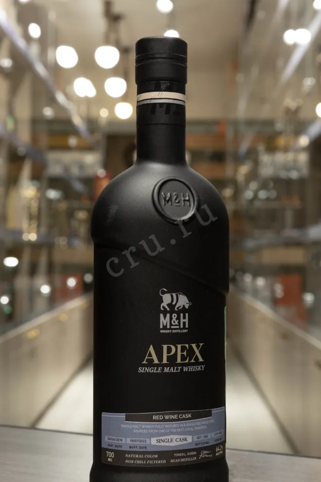 В магазине Крю Профи M&H Apex Fort Red Wine Cask 3 years in gift box 0.7 л