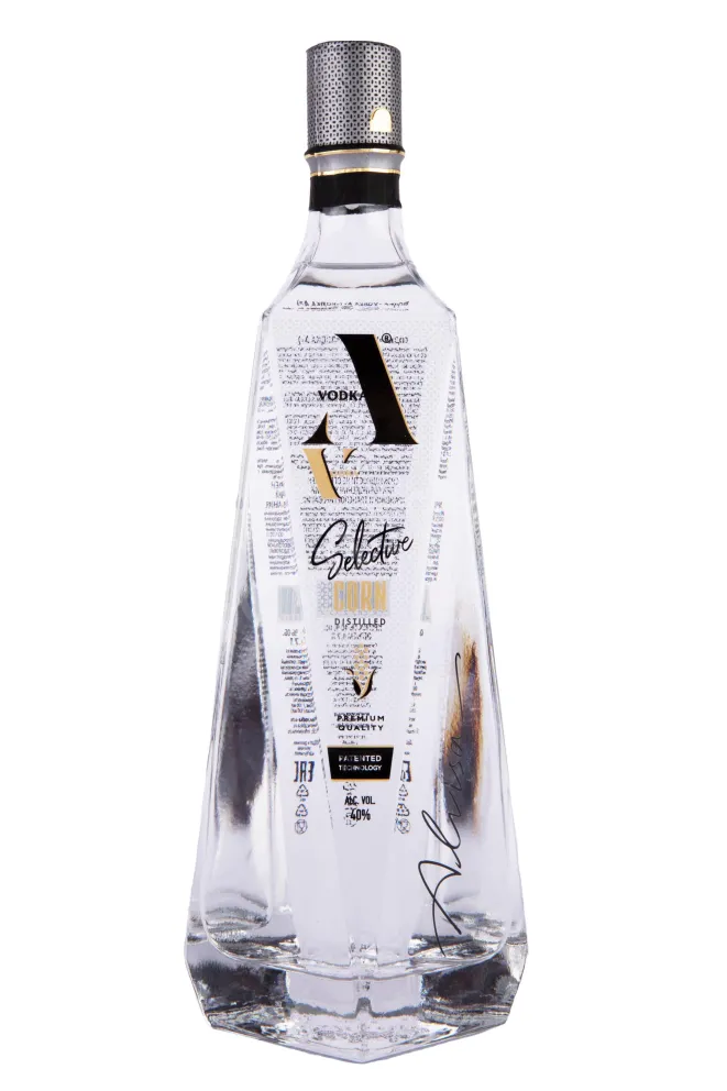 Бутылка Vodka A in gift box 0.7 л