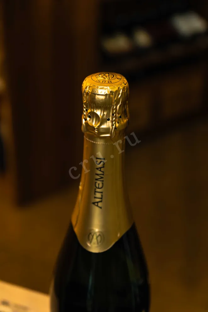 Пробка Altemasi Millesimato Brut 2018 0.75 л
