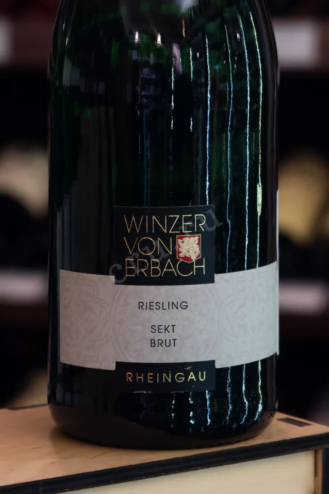 В магазине Крю Профи Winzer von Erbach Brut 2021 0.75 л