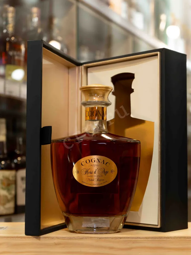 В магазине Крю Профи Michel Forgeron Hors d'Age gift box 0.7 л
