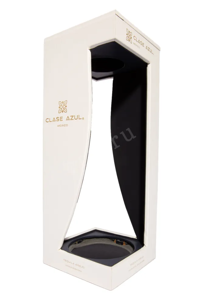 Подарочная коробка Clase Azul Anejo in wooden box 0.7 л