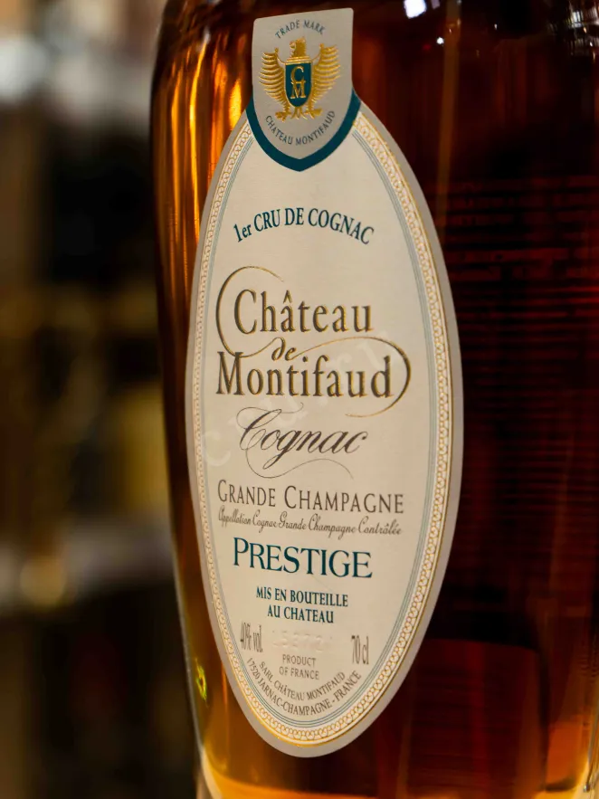 В магазине Крю Профи Chateau de Montifaud Prestige 0.7 л