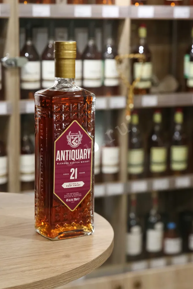 В магазине Крю Профи Antiquary Port Casks 21 years in gift box 0.7 л