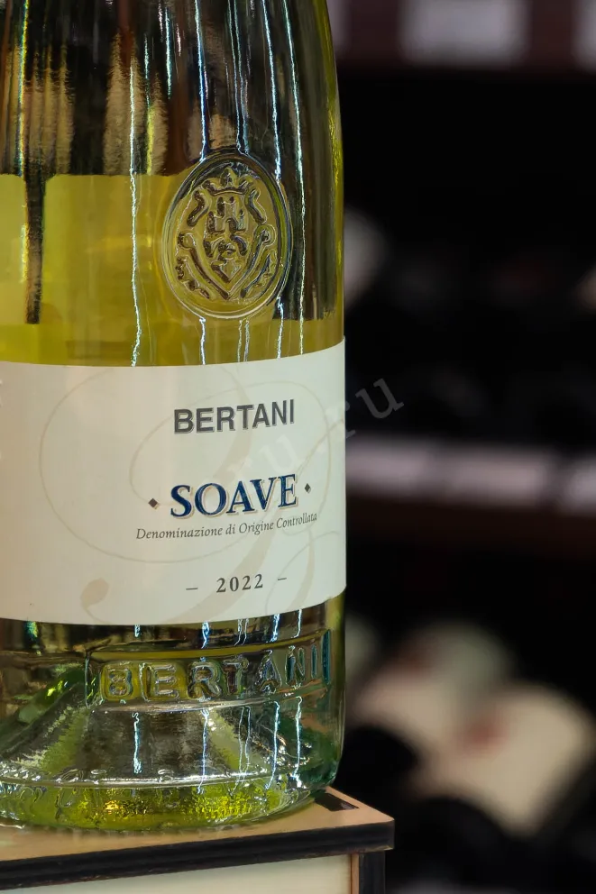 В магазине Крю Профи Soave Bertani 2022 0.75 л