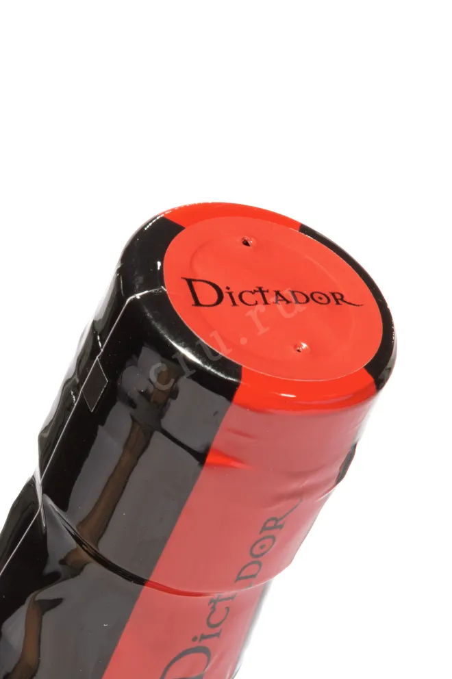 Пробка Dictador 12 Years Old 0.7 л