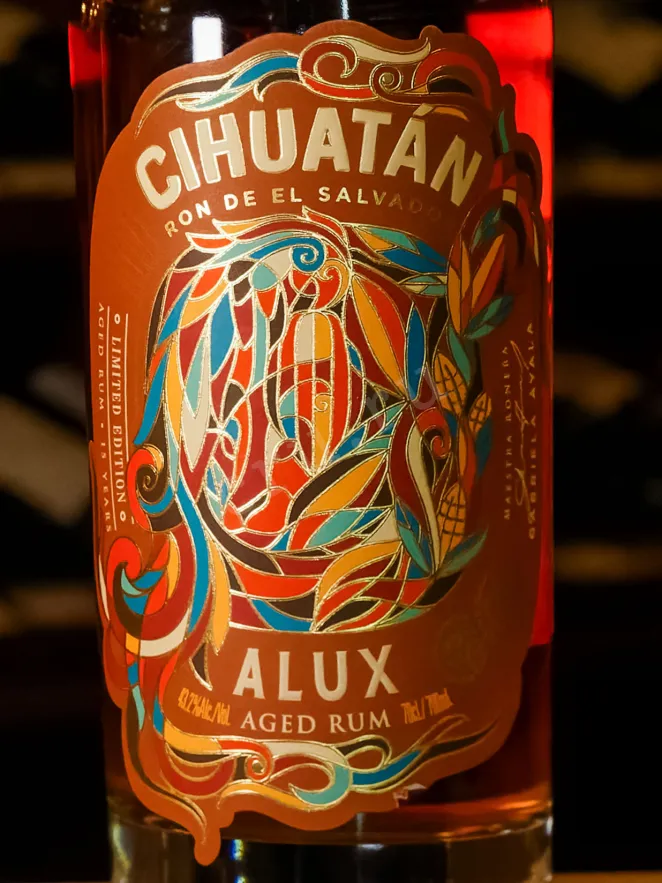В магазине Крю Профи Cihuatan Alux 15 years in tube 0.7 л