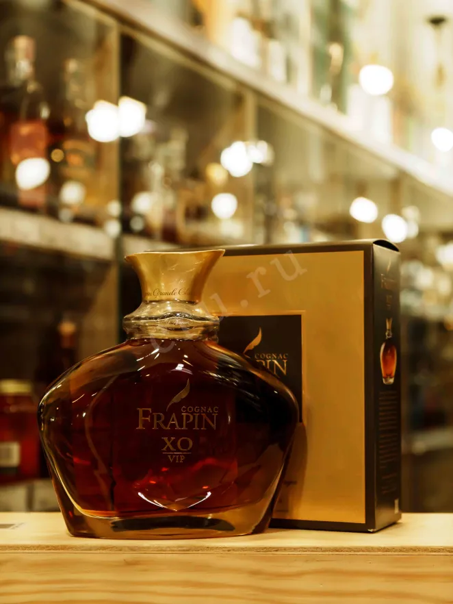 В магазине Крю Профи Frapin VIP XO 0.7 л