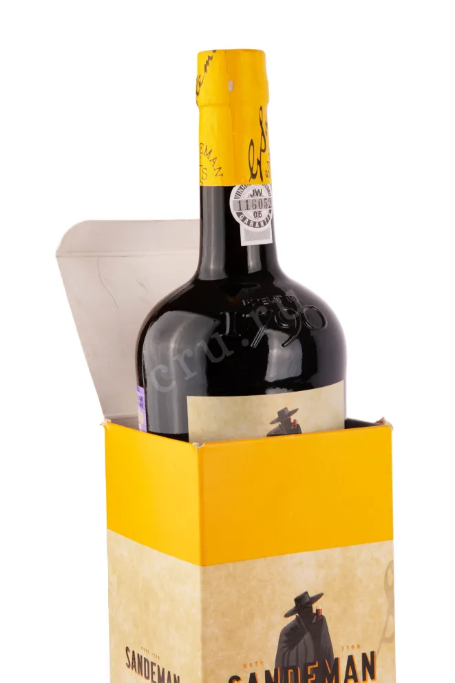 Портвейн Сандеман Империал Резерв Порто  2014 0.7 в подарочной коробке