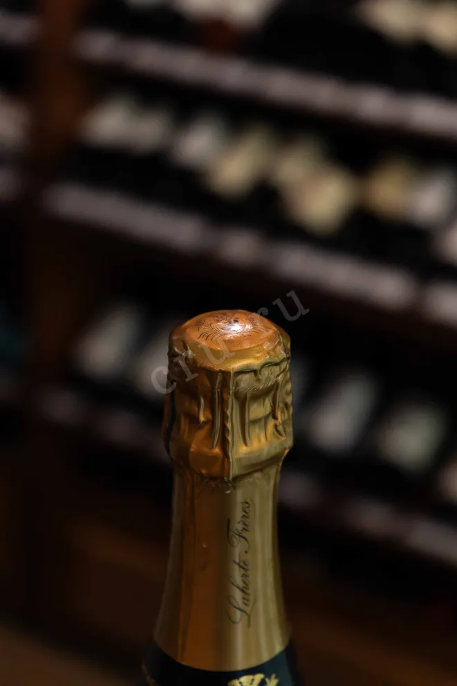 Пробка Laherte Freres Les Vignes d'Autrefois Millesime 2020 0.75 л